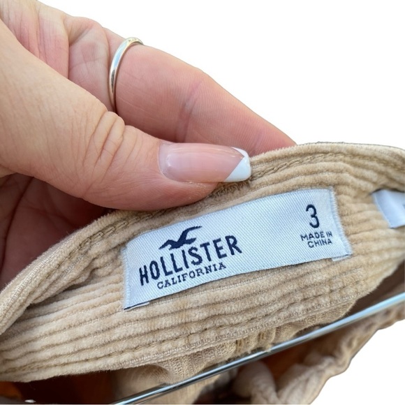 Hollister Ultra high Rise Corduroy Skirt I Size: 3 - Picture 9 of 11